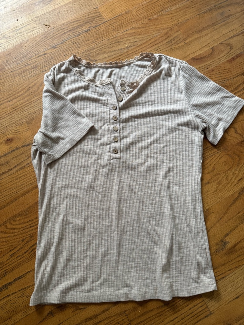 Light Beige Ribbed Henley Top XL